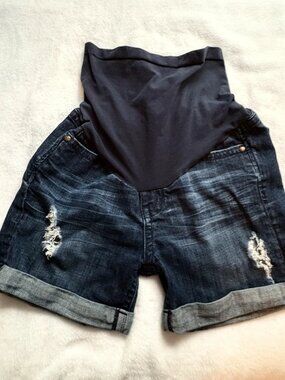 A Pea in the Pod Vigoss Maternity Jean Shorts - Size 29 Small Denim Shorts